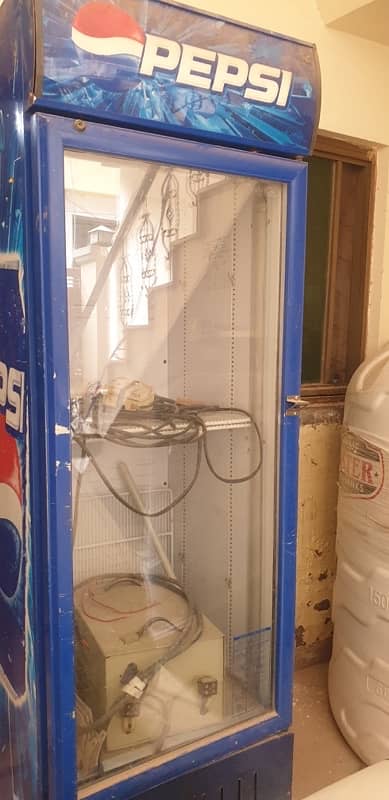 full size Pepsi chiller home and shop use 1