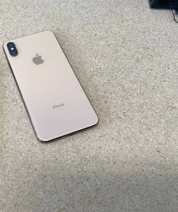 Iphone XsMax LLA Model 64 gb dual sim PTA approves 0