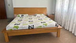 Bed Set For Sale |wooden Bed ( side and dressing Table)|king Size bed