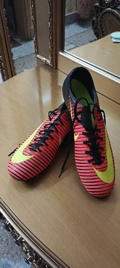 nike football shoes