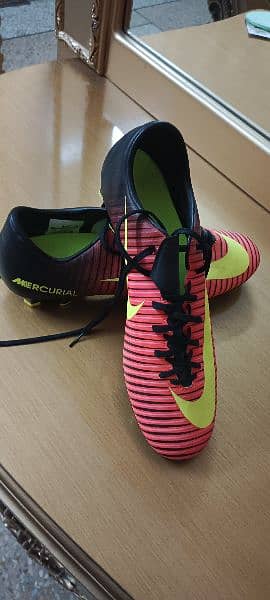 nike football shoes 4