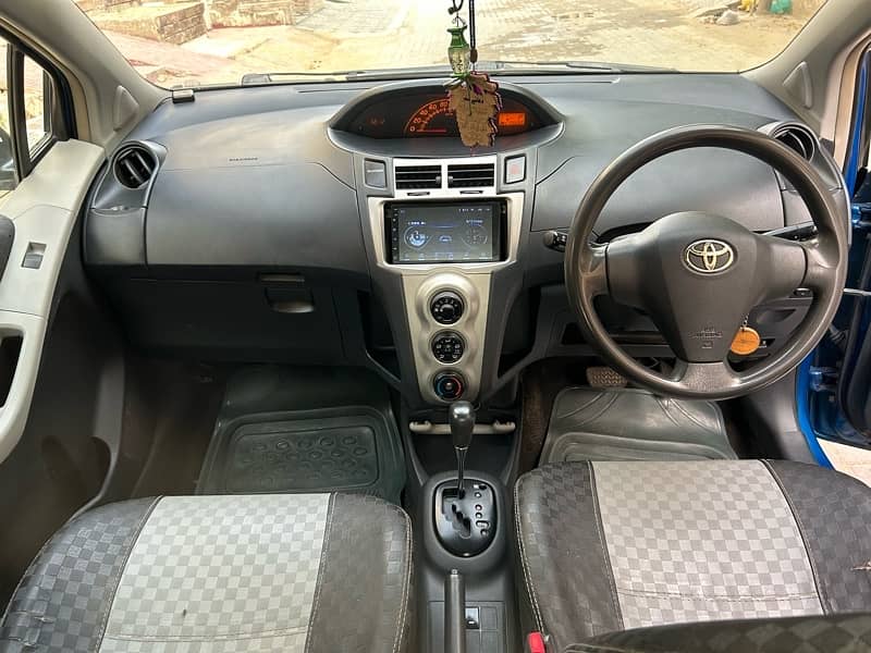 Toyota Vitz 2009 or 2013 recondition F1.0L 3