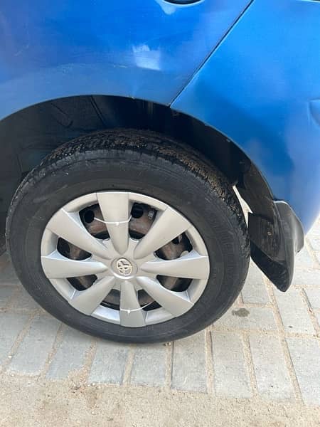 Toyota Vitz 2009 or 2013 recondition F1.0L 7