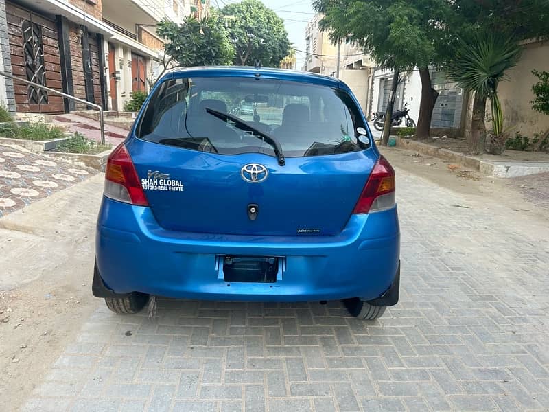 Toyota Vitz 2009 or 2013 recondition F1.0L 8