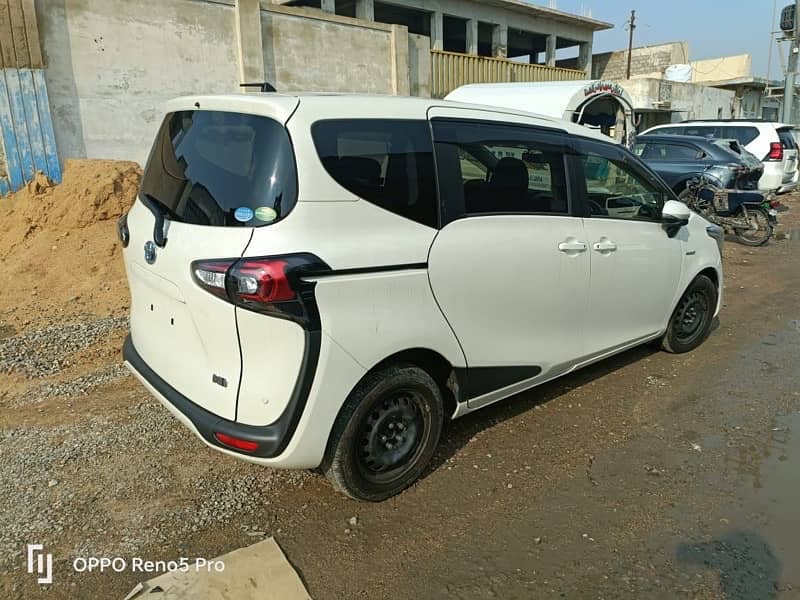 Toyota Sienta 2019 5