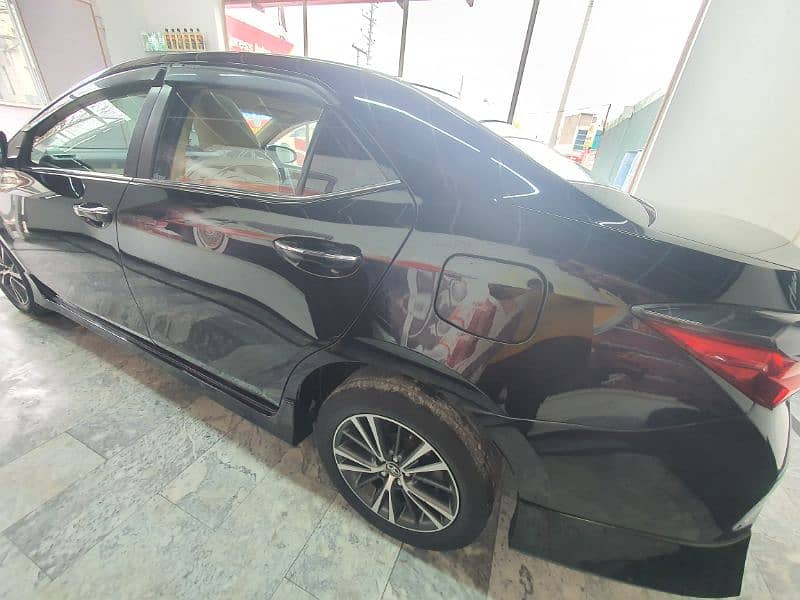 Toyota Corolla Altis Grande X 2021 4g 3