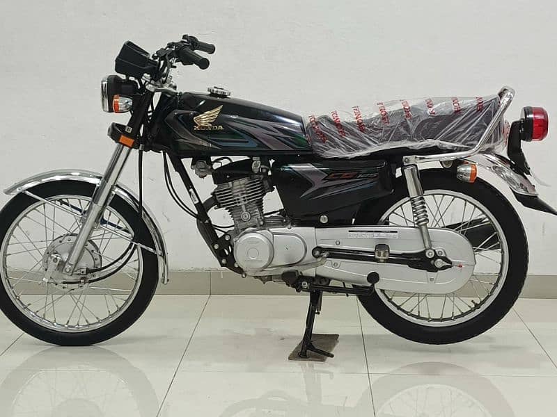 Honda CG 125 2023 Model 5