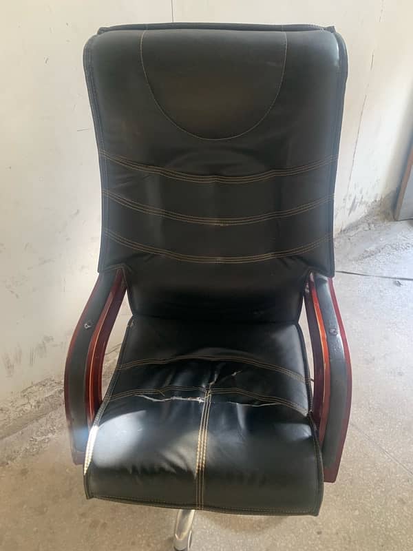 Executive chair for sale 0