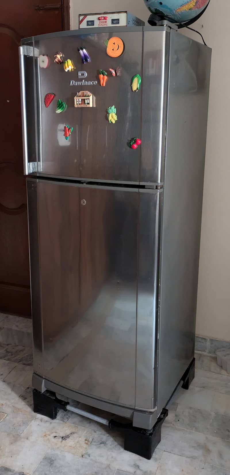 Dawlence Refrigerator Medium size 1