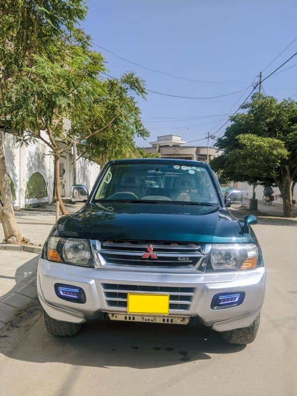 Mitsubishi Pajero 2003 0