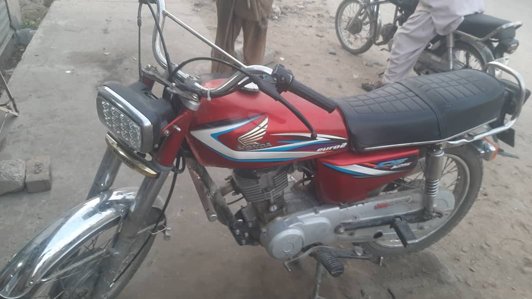 A 1 bike ha tyre new hain baki be bulkul ok ha 3