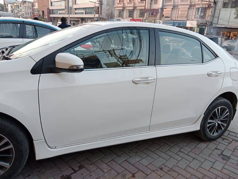 Toyota Corolla Altis 2019 6