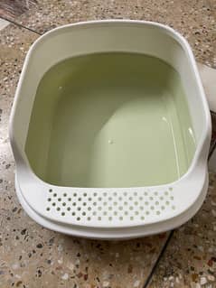 cat litter box