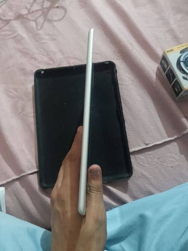 Ipad 6th generation for sell 1