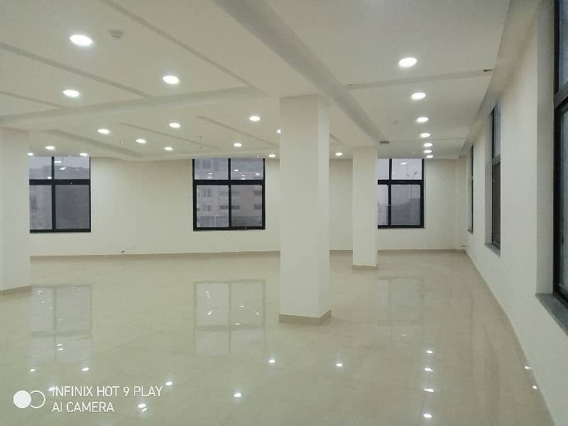 Defence Service Estate Offer's 18 Marla Commercial 3rd Floor with Elevator Available at Excellent Location 6