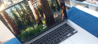 Macbook Air M2  2023 15 inches