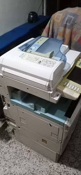 photocopy machine Richo 2551(03004757650 1