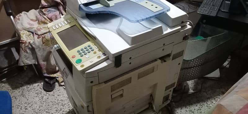 photocopy machine Richo 2551(03004757650 4