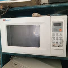 microwave oven