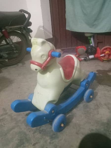 kids horse  6 month used good plastic 03166100934 0