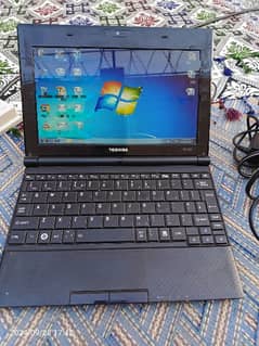 Toshiba NB500 Chrome Book