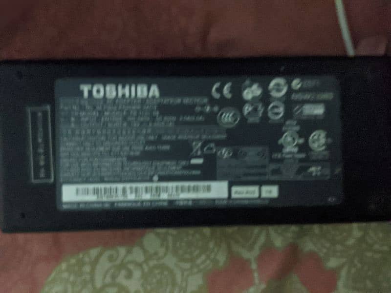 Toshiba Laptop 10