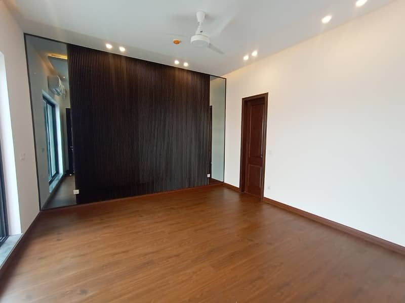 10 Marla Fully Renovated Bungalow On Top Location For Sale in DHA Phase 3 Lahore 16