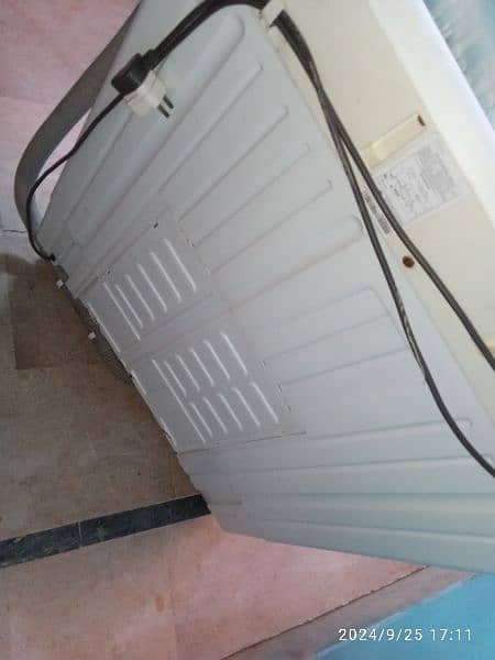 haier washing machine twin tub model number HWM100As 10kg 10