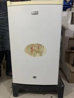 Enviro ERF-124 Fridge / Refrigerator Single Door for Sell