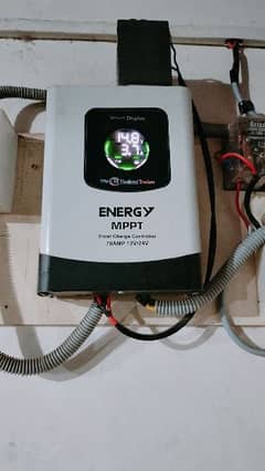 60 Ampere MPPT Charge Controller (Non Hybrid)