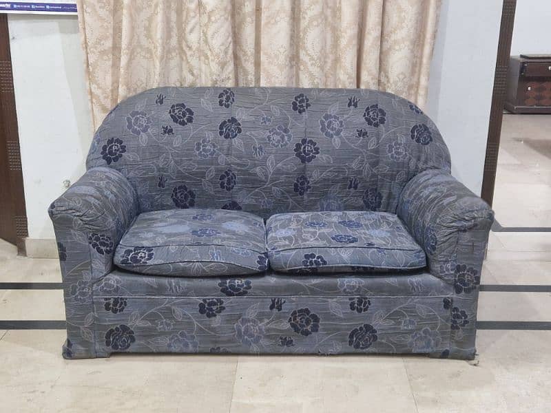 6 seater sofa originall hard wood 2