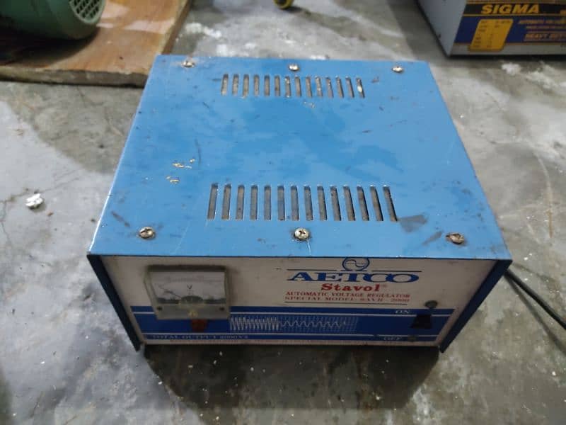 Automatic Voltage Regulator 2 piece. 3