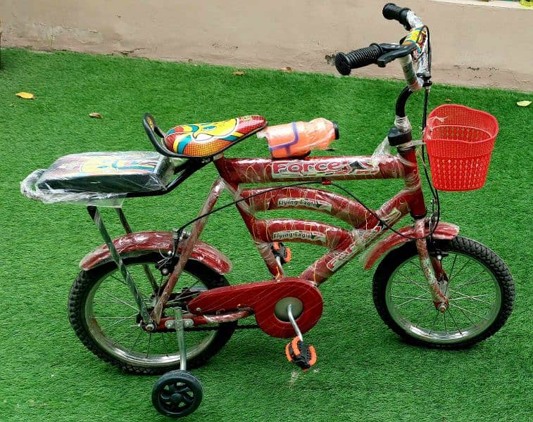 kids cycle in new condition 0