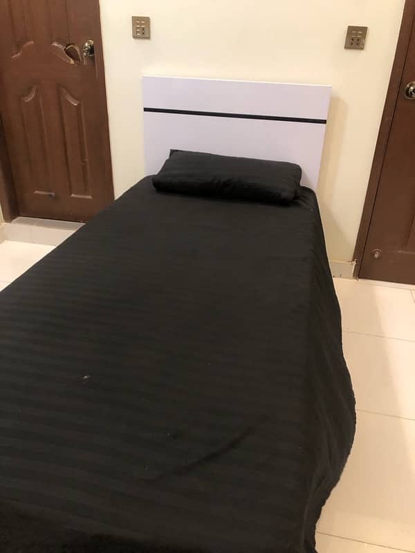 SINGLE BED 0