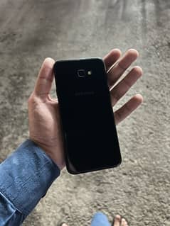 Samsung j4 plus