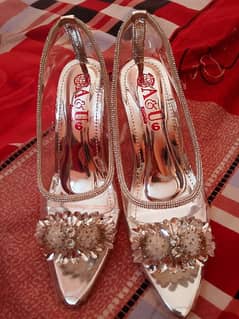 Cinderella sandal for sell