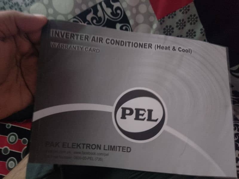 new condition AC 1ton pel DC inverter 10by 10 condition hai 3