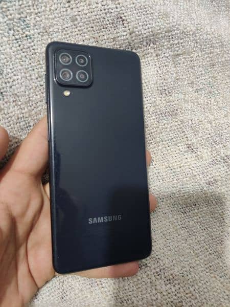 Samsung A22 1