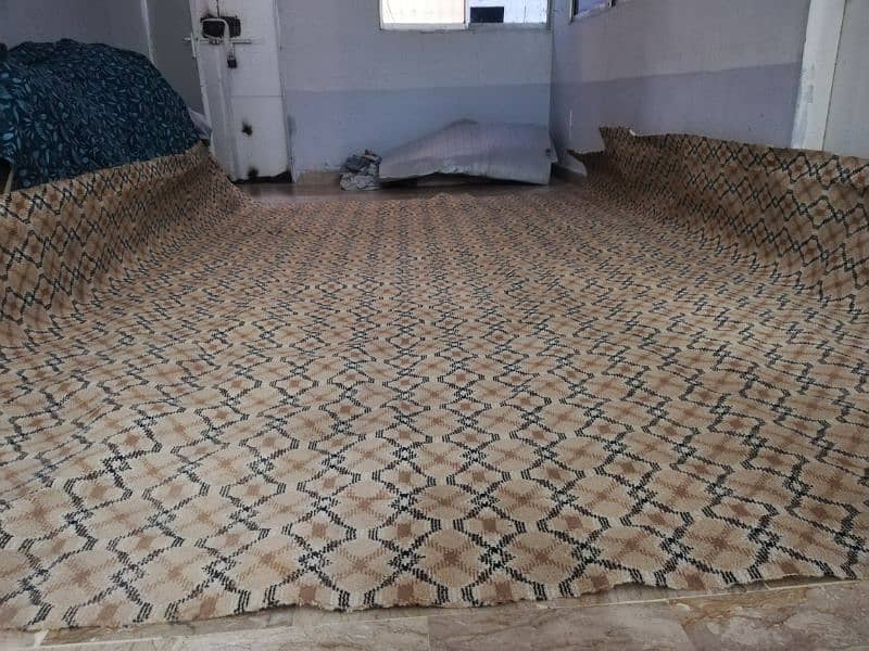 Carpet Brown Full Size With Form 10/10 Condition 9