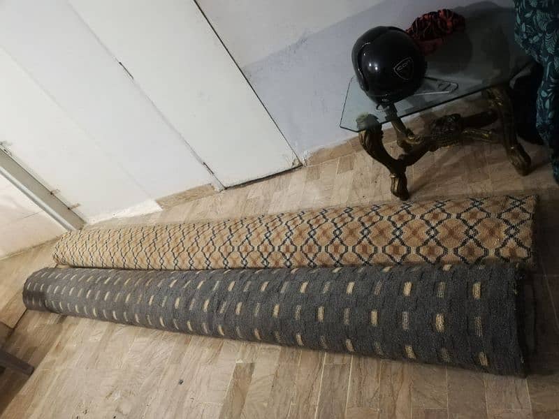 Carpet Brown Full Size With Form 10/10 Condition 14