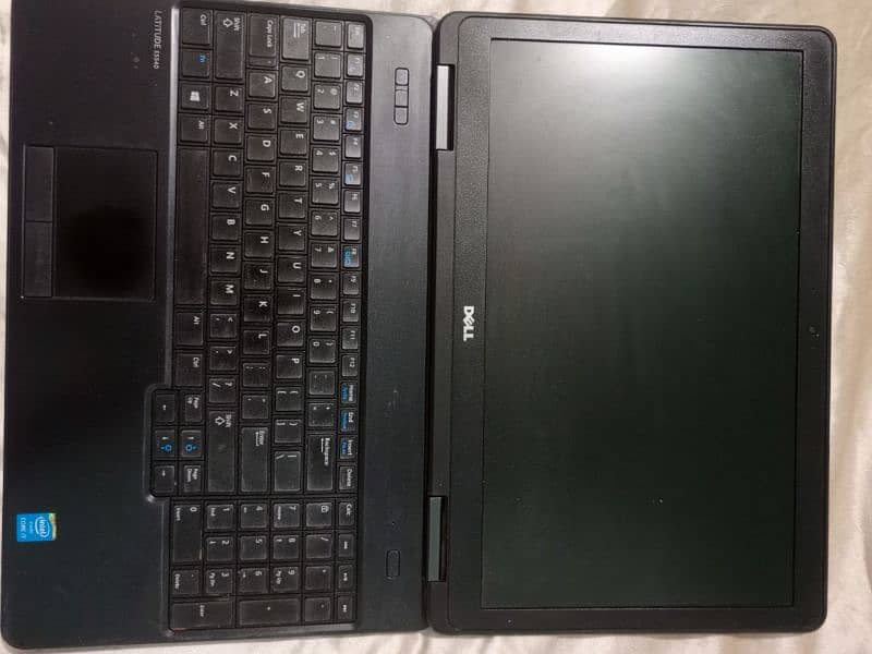 Dell latitude E5540 3