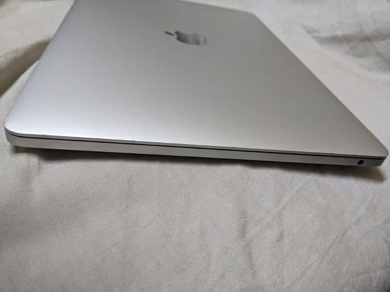 MacBook pro 2017 4