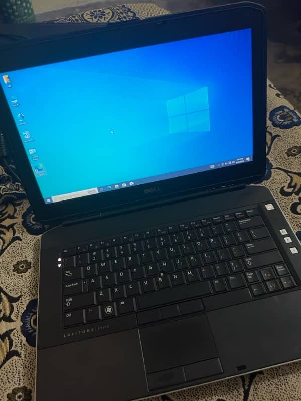 Dell laptop 0