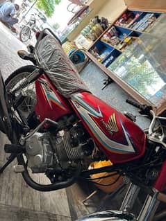 Honda 125 2016 model