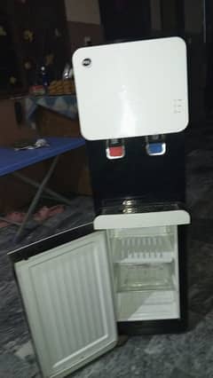 PEL water dispenser with refrigerator