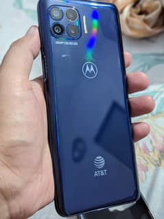 Moto one 5G 4/128 9.5/10 Condition non pta sealed