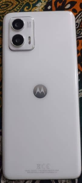 Motorola g 73 . . 10/10 condition perl white color 6