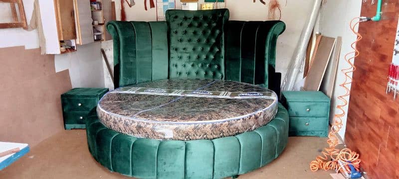 Round Bed 9