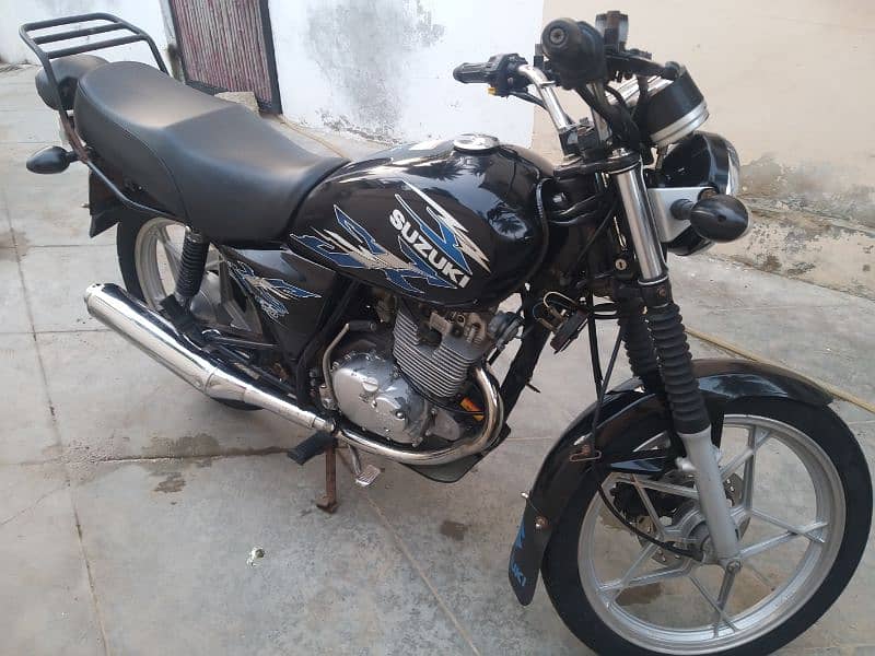 Suzuki Gs 150 for sale 5