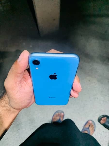 iPhone XR Gaming beast 64 Gb 3